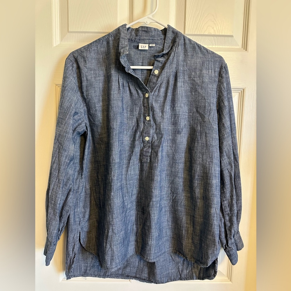 Gap blue cotton blouse
